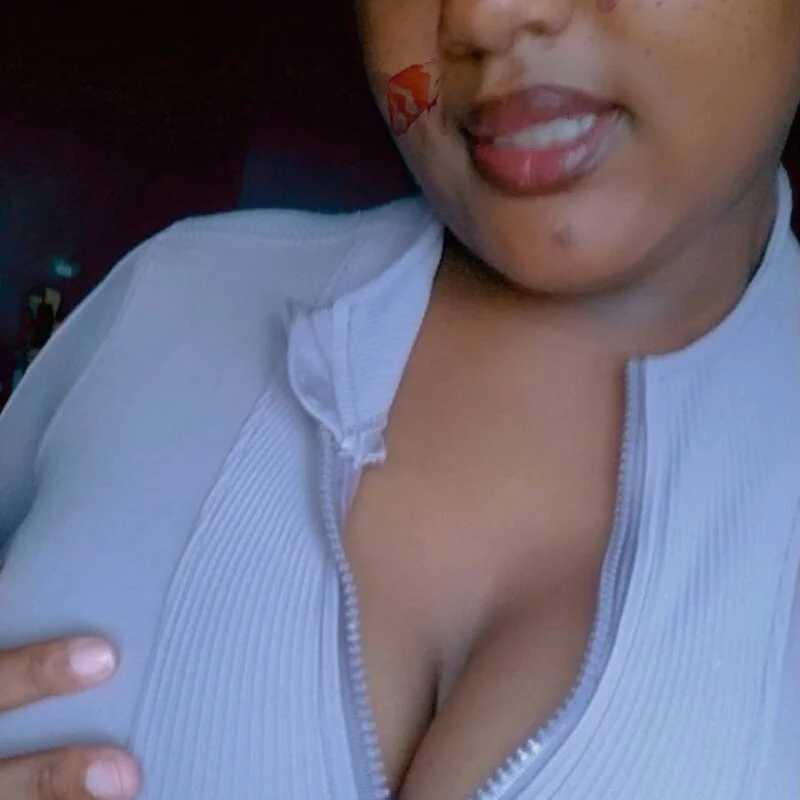 SexxyAysha — FansOnlyX creator profile
