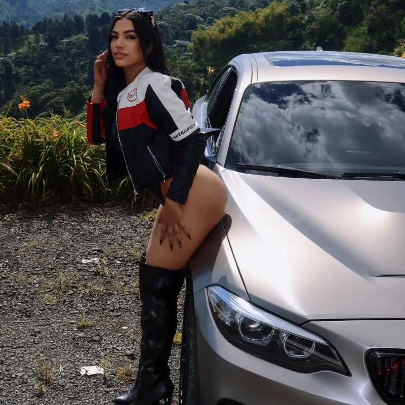 emma_connor1 — FansOnlyX creator profile
