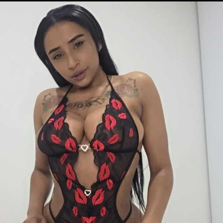 karla_bigarango — FansOnlyX creator profile
