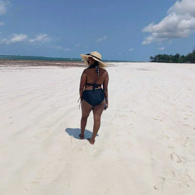 Thicbootymendy — FansOnlyX creator profile