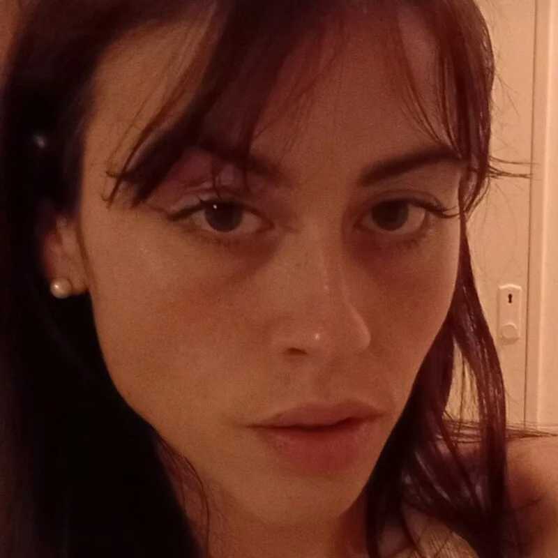Skinnygirl9 — FansOnlyX creator profile