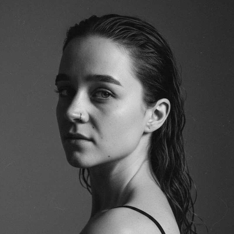 EmiliaMilsi — FansOnlyX creator profile