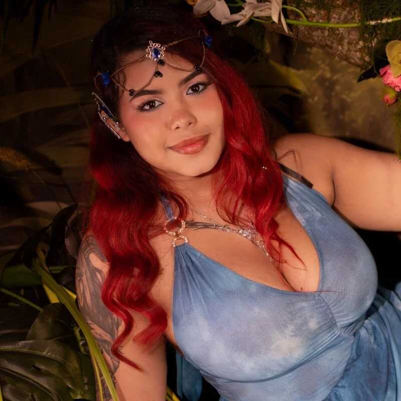 Zoe1_2 — FansOnlyX creator profile