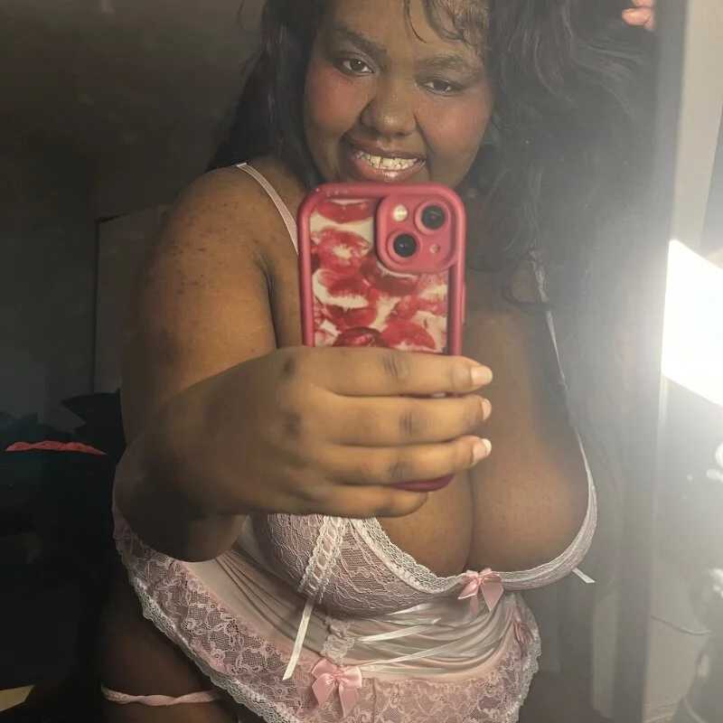 Angelcrybaby — FansOnlyX creator profile