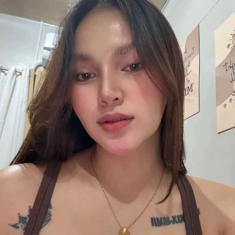 milf_riley29 — FansOnlyX creator profile