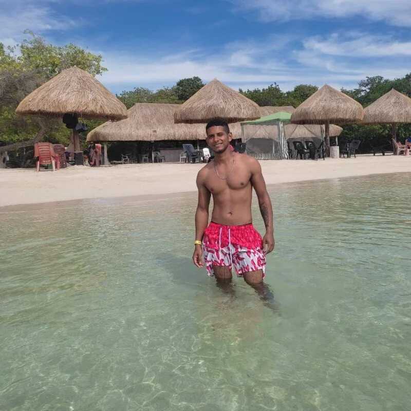 Chris_Dick23 — FansOnlyX creator profile
