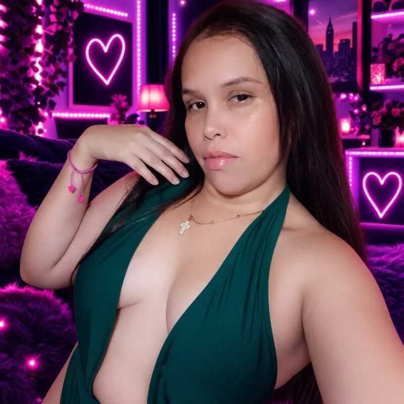 alexandra-queen2 — FansOnlyX creator profile
