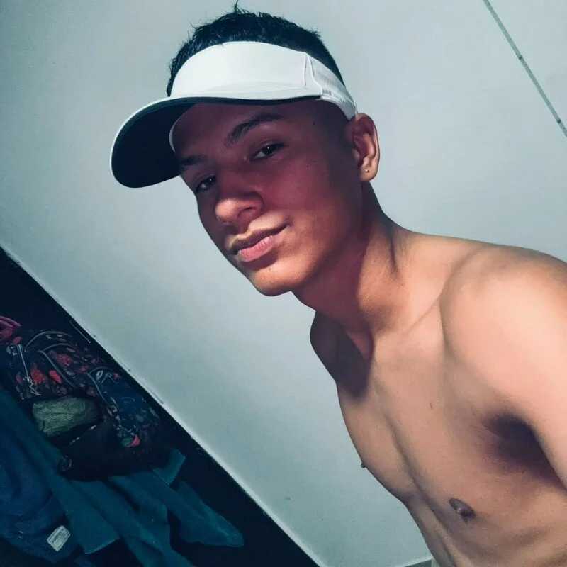 damian_delux — FansOnlyX creator profile