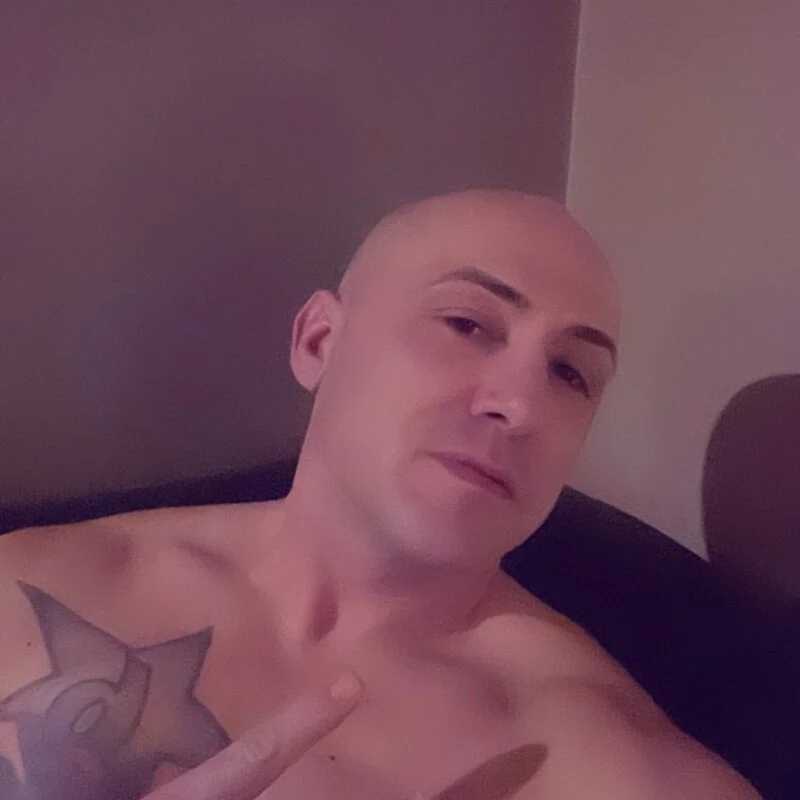 Zuziboy6 — FansOnlyX creator profile
