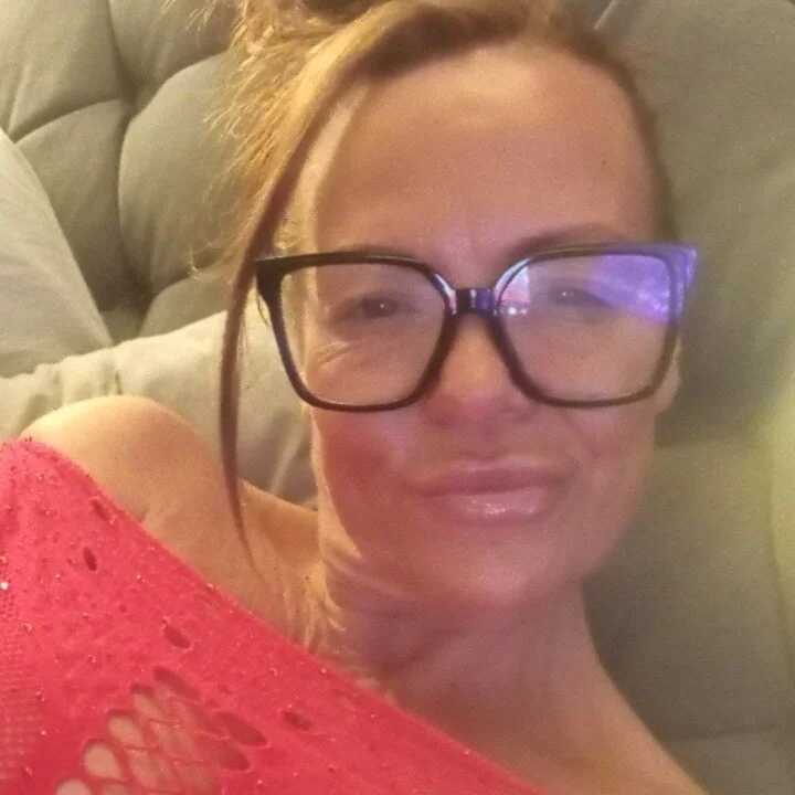 BritishMilfFrankyX — FansOnlyX creator profile