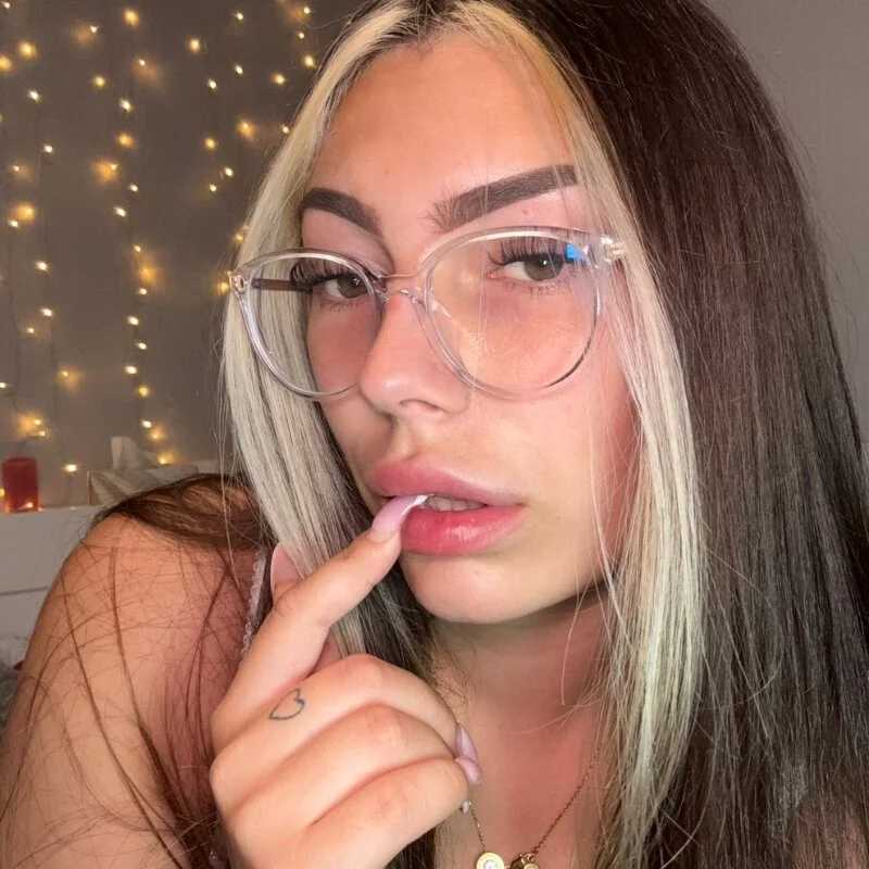 Amira_Vice — FansOnlyX creator profile