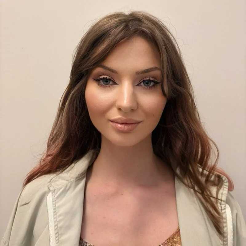 ZoeBeauty — FansOnlyX creator profile