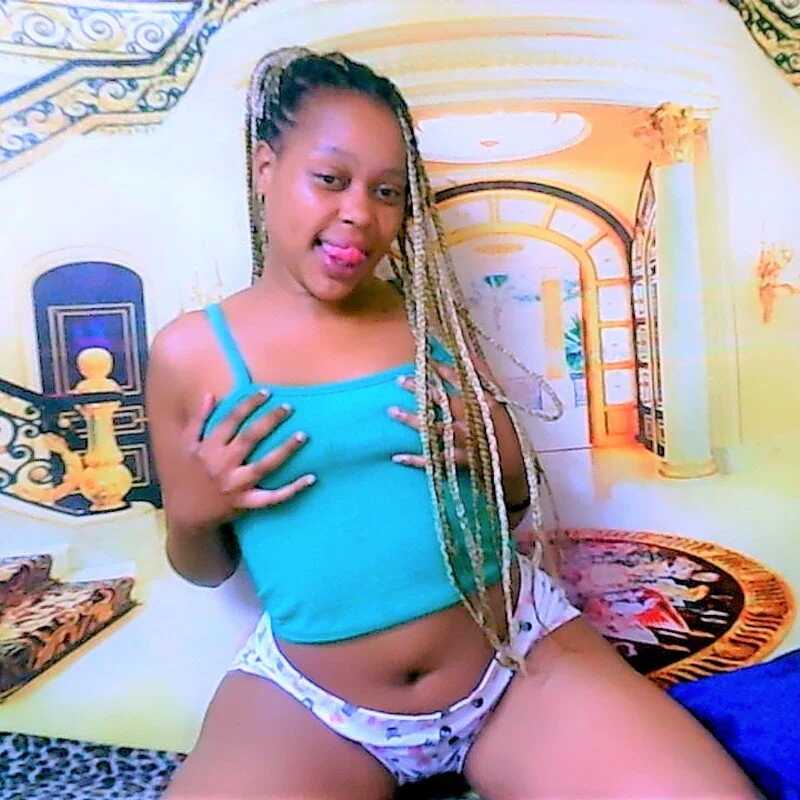 EbonyChocolateKiss — FansOnlyX creator profile
