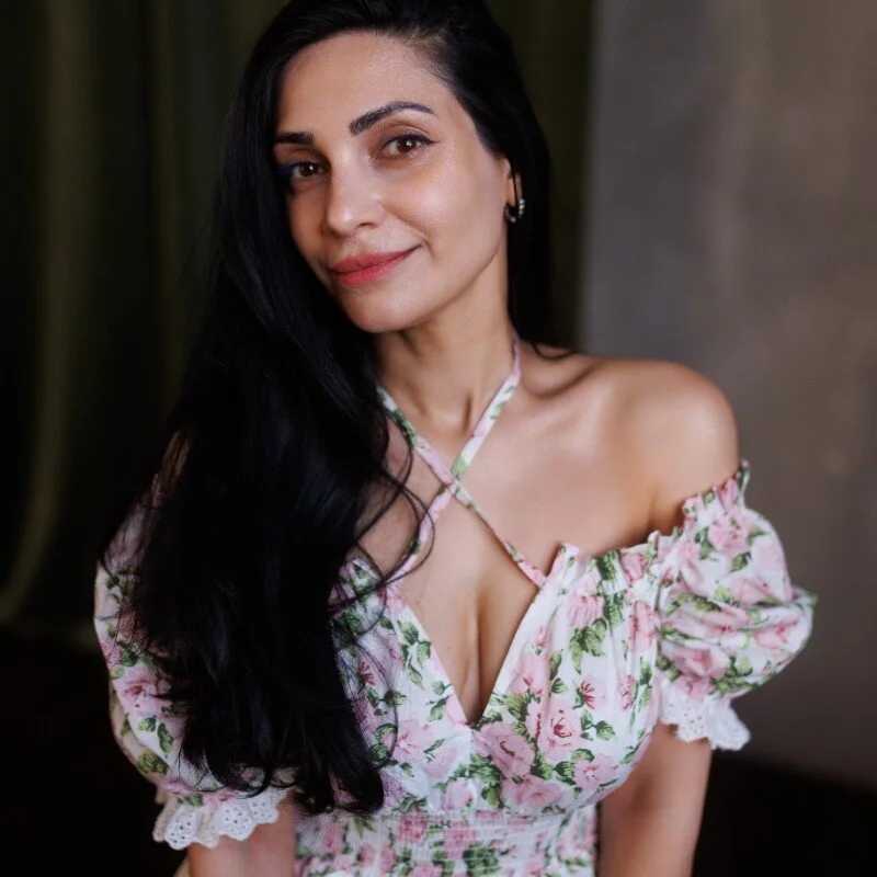 LovelyBeatrice — FansOnlyX creator profile