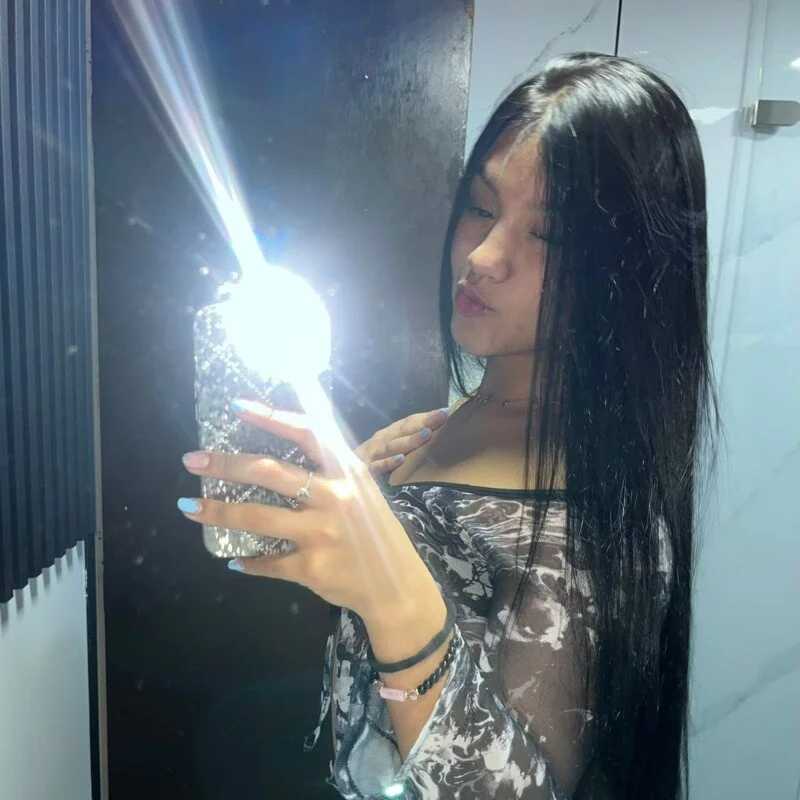 LexiSpark_ — FansOnlyX creator profile