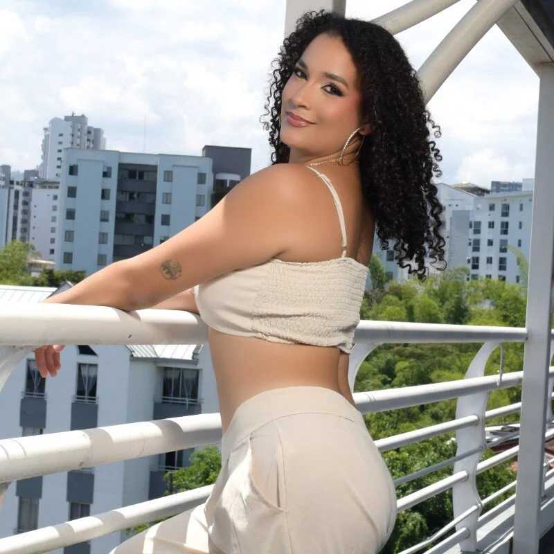 AlessiiaRose — FansOnlyX creator profile