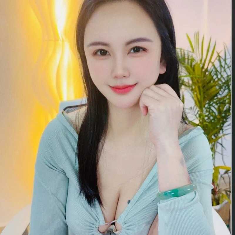 Rabbit0322 — FansOnlyX creator profile