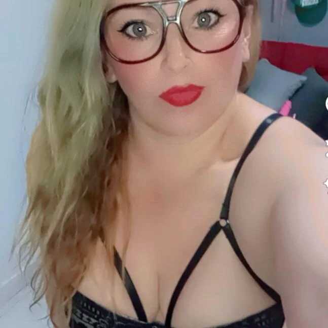 emperabigbootybigass — FansOnlyX creator profile