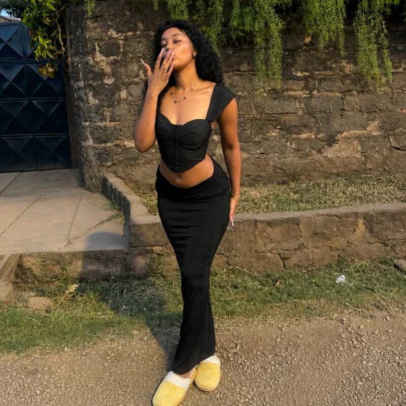 petite_lexiiivv — FansOnlyX creator profile