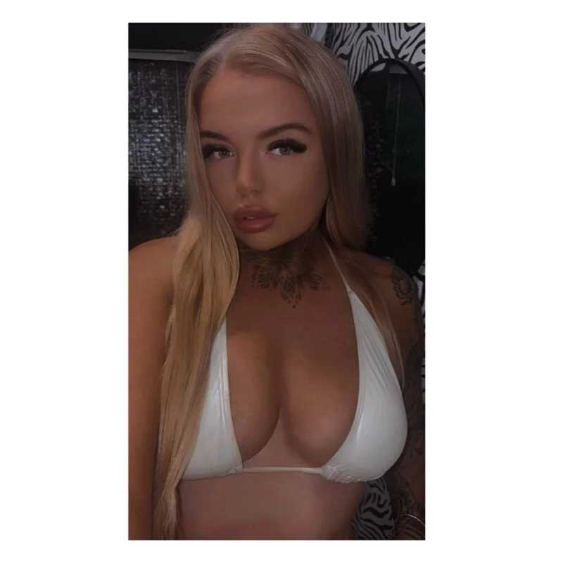 Blondebabe26 — FansOnlyX creator profile