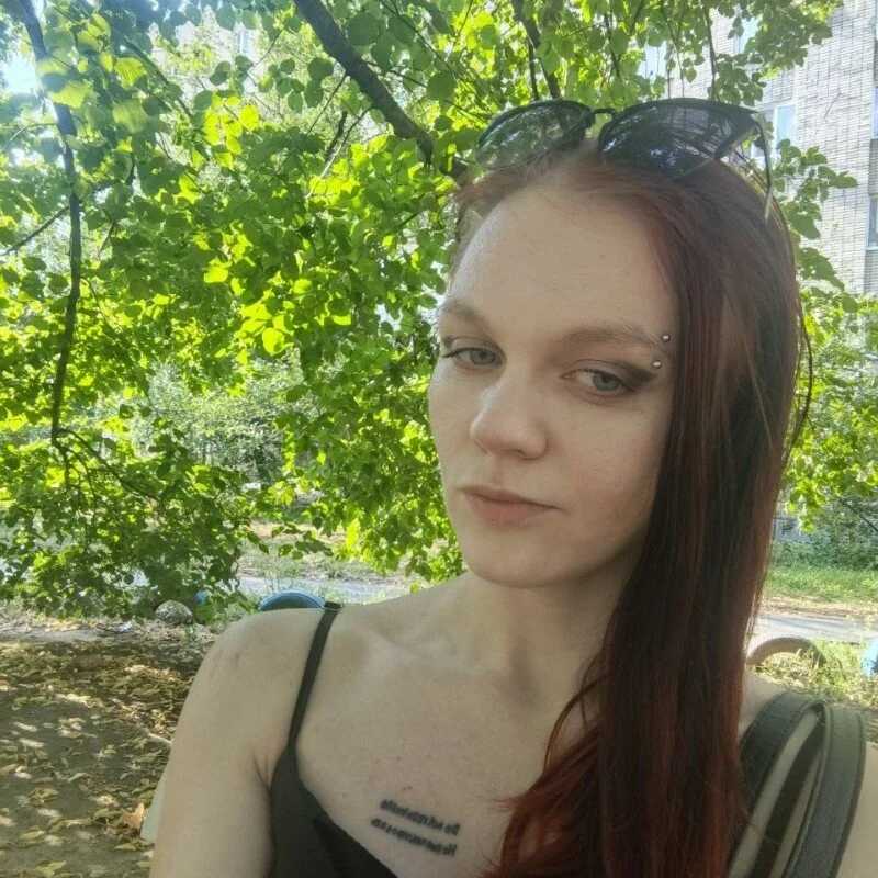 LilithSparks — FansOnlyX creator profile