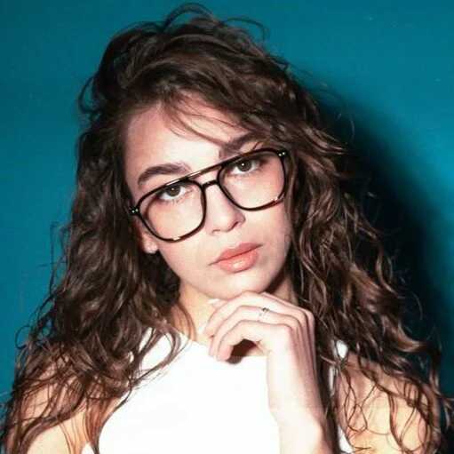 Veyliisse — FansOnlyX creator profile