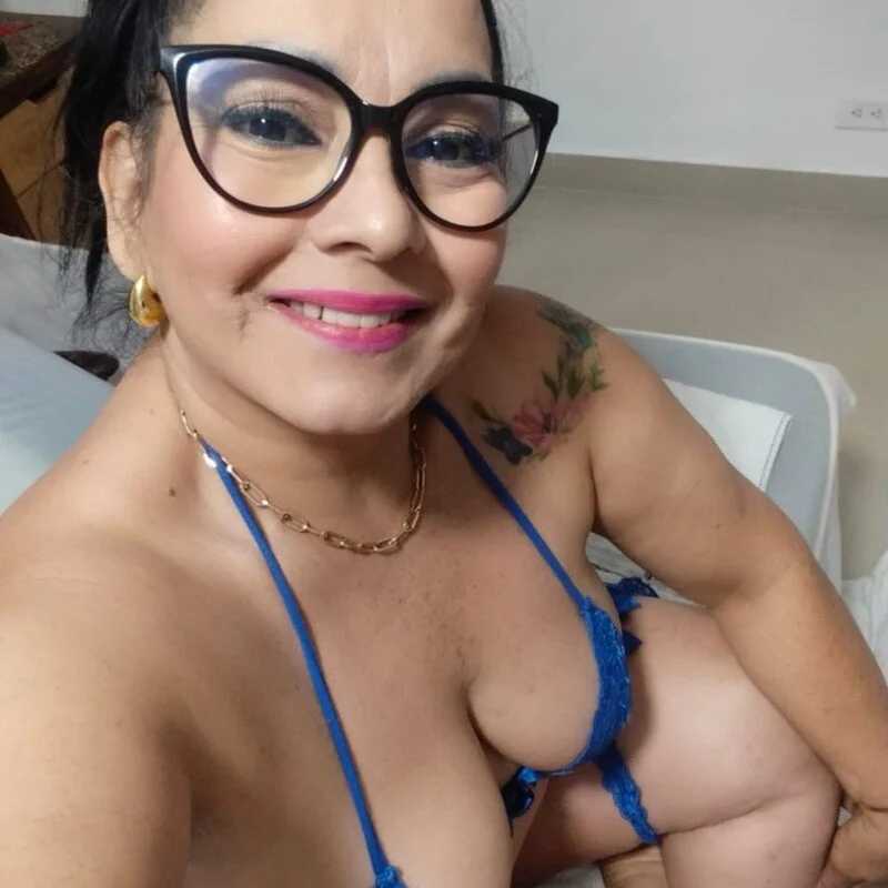 lindaesmeralda — FansOnlyX creator profile