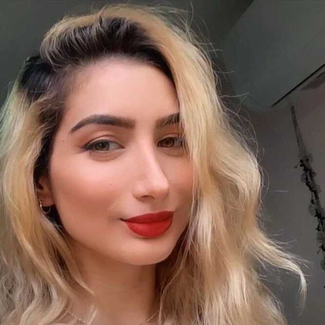 DanikRosse — FansOnlyX creator profile