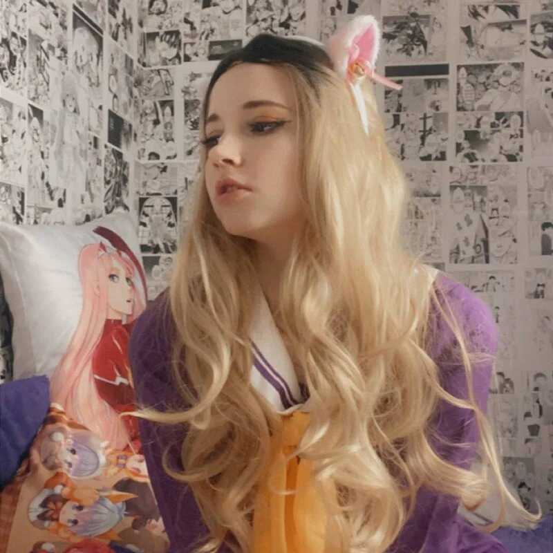 Alyaley — FansOnlyX creator profile
