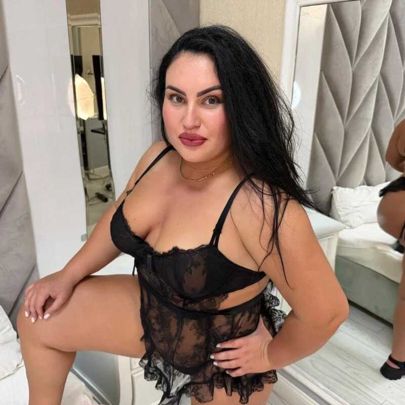AidaMason — FansOnlyX creator profile