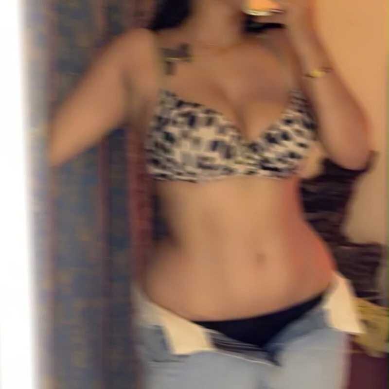 TURN_ON_COUPLE — FansOnlyX creator profile
