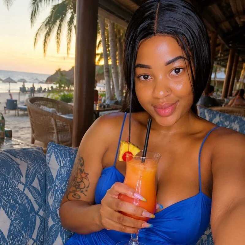 Zanele_Lily — FansOnlyX creator profile
