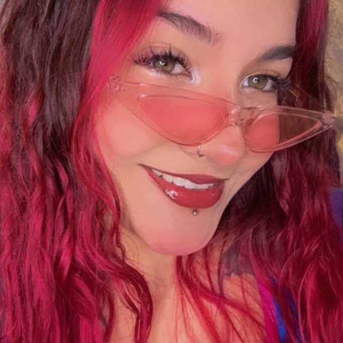 bella_mush — FansOnlyX creator profile