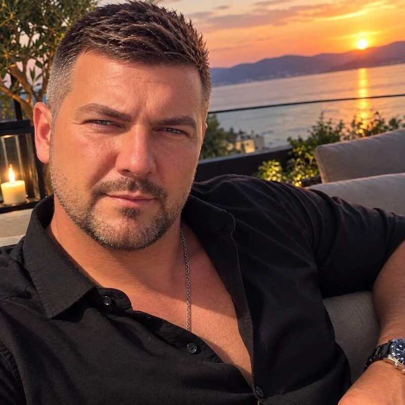 pozitiva000 — FansOnlyX creator profile