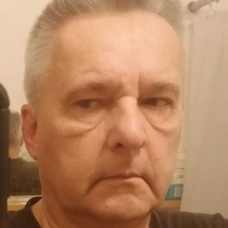Robert_SK1 — FansOnlyX creator profile