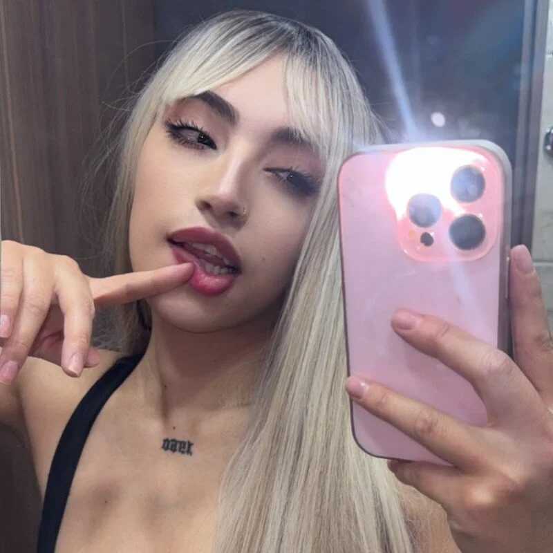 SOFIA_SWEETT22 — FansOnlyX creator profile