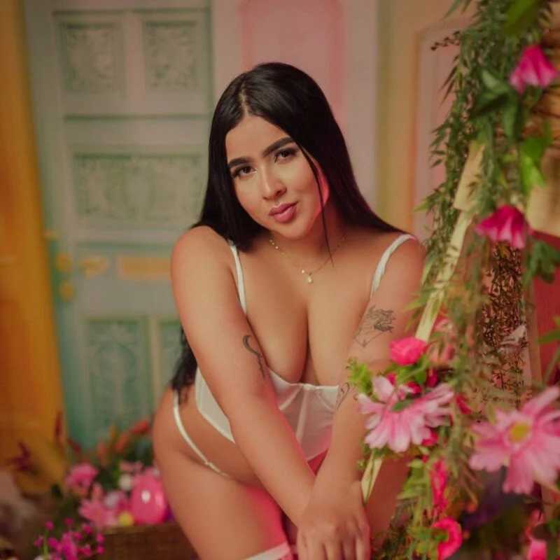 alejandrarojas_ — FansOnlyX creator profile