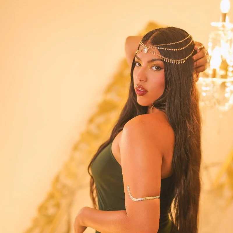 RiriiBrunette__ — FansOnlyX creator profile