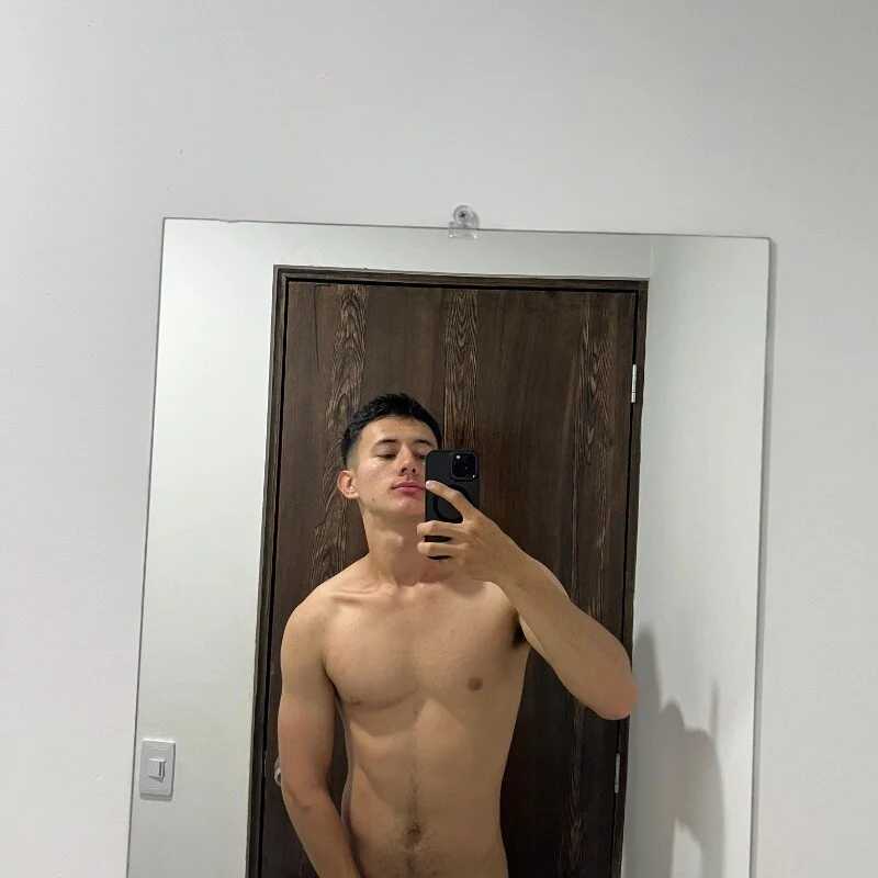 _Alexxx — FansOnlyX creator profile