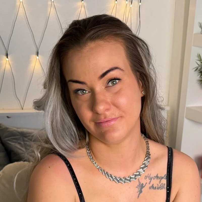 AshleyNova21 — FansOnlyX creator profile