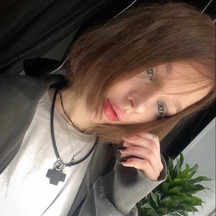 rivique — FansOnlyX creator profile
