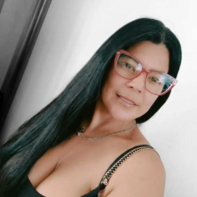 LunaSexMilf — FansOnlyX creator profile