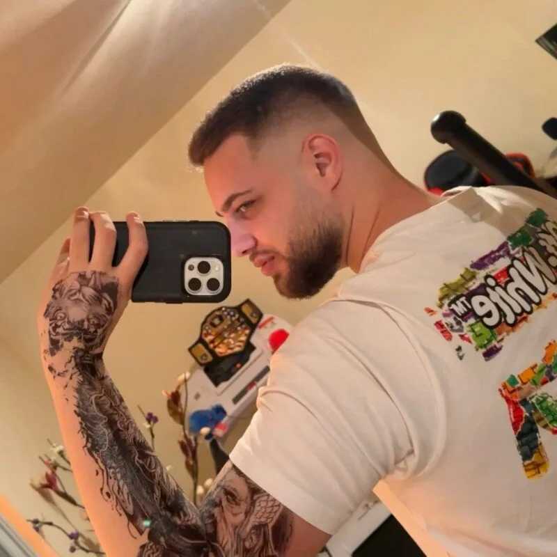KingAdonissss — FansOnlyX creator profile