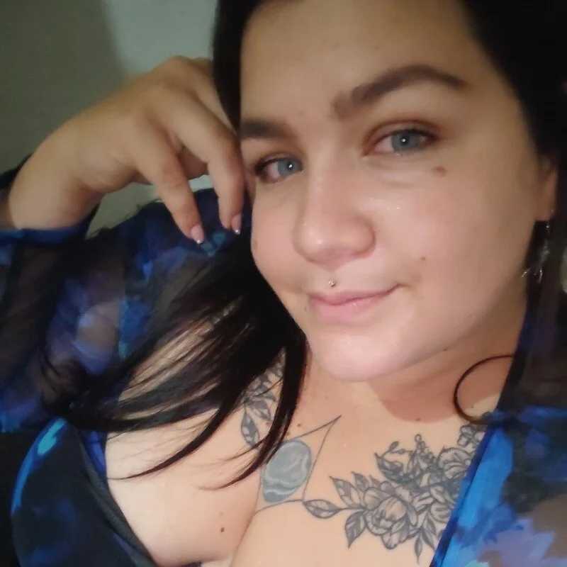 Ivonny_Lee_69 — FansOnlyX creator profile