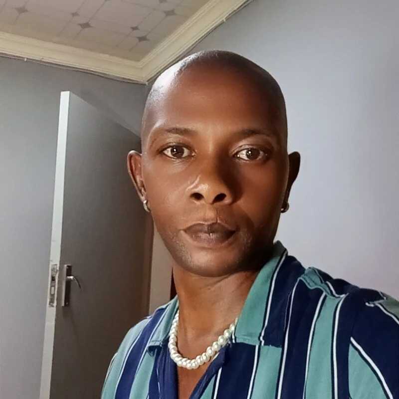 Ebonyb11 — FansOnlyX creator profile