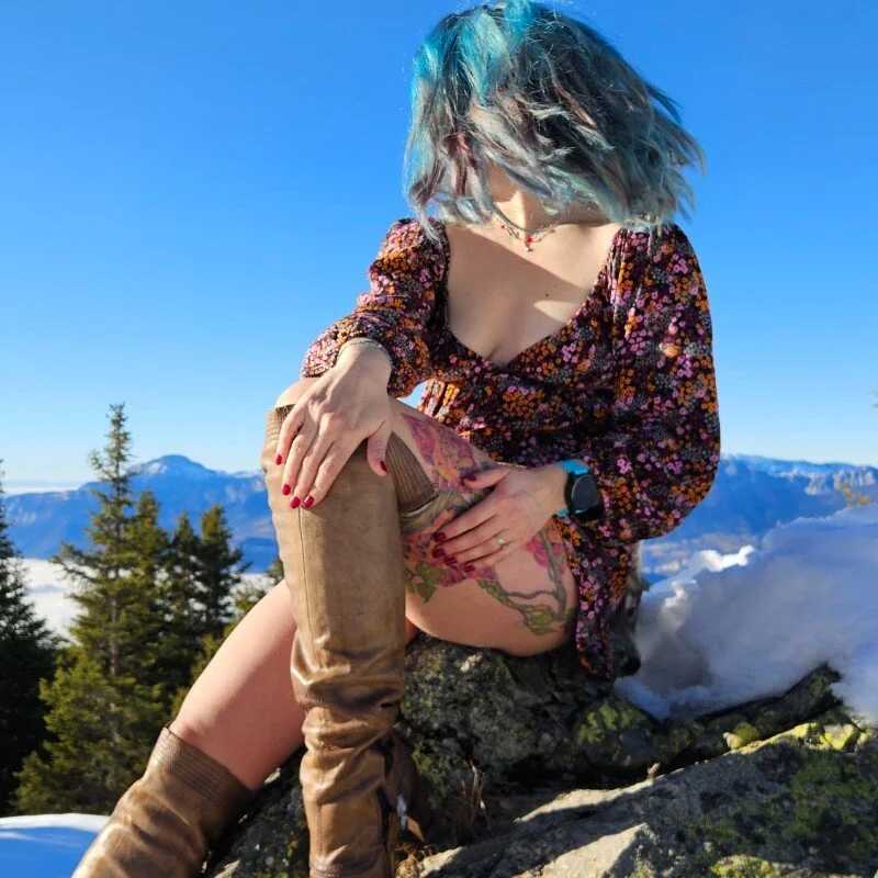 Lovilyn24 — FansOnlyX creator profile