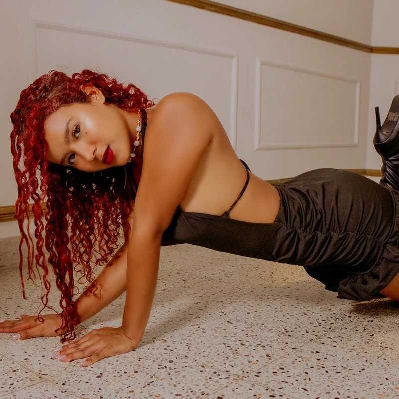 Sophie_velvet — FansOnlyX creator profile