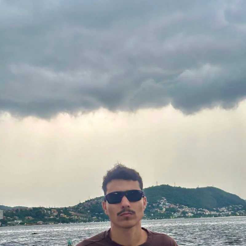 Carlospauzudo2 — FansOnlyX creator profile