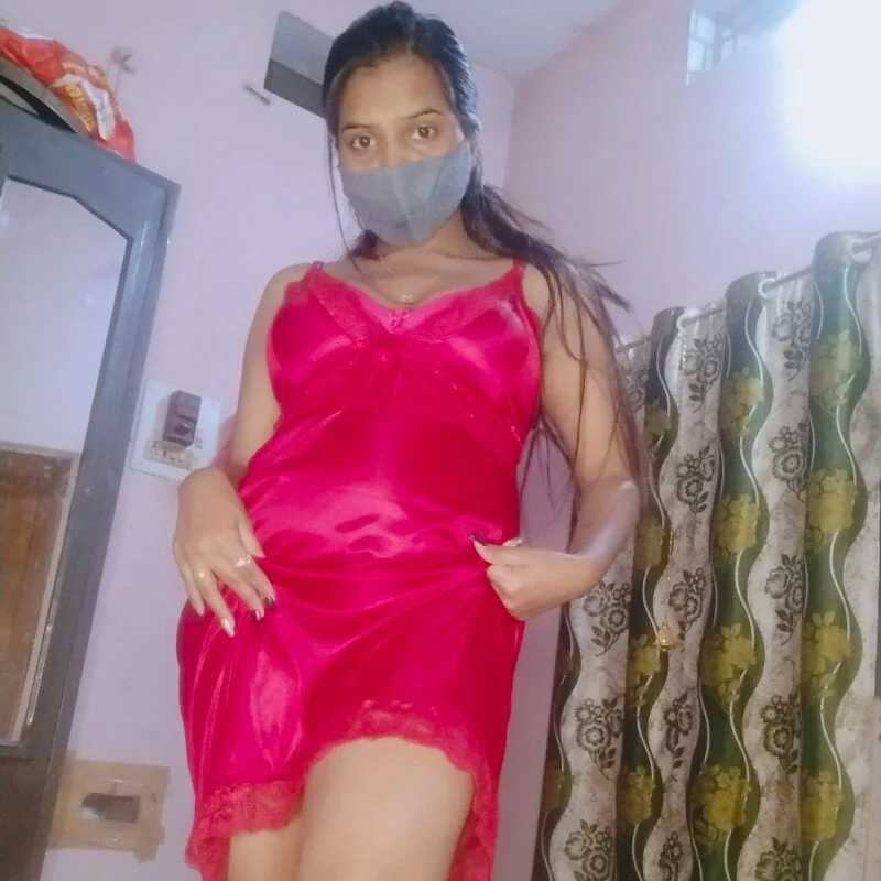 Priya_Strip — FansOnlyX creator profile