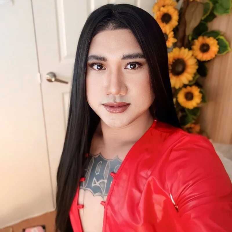Elegant_Serafina — FansOnlyX creator profile